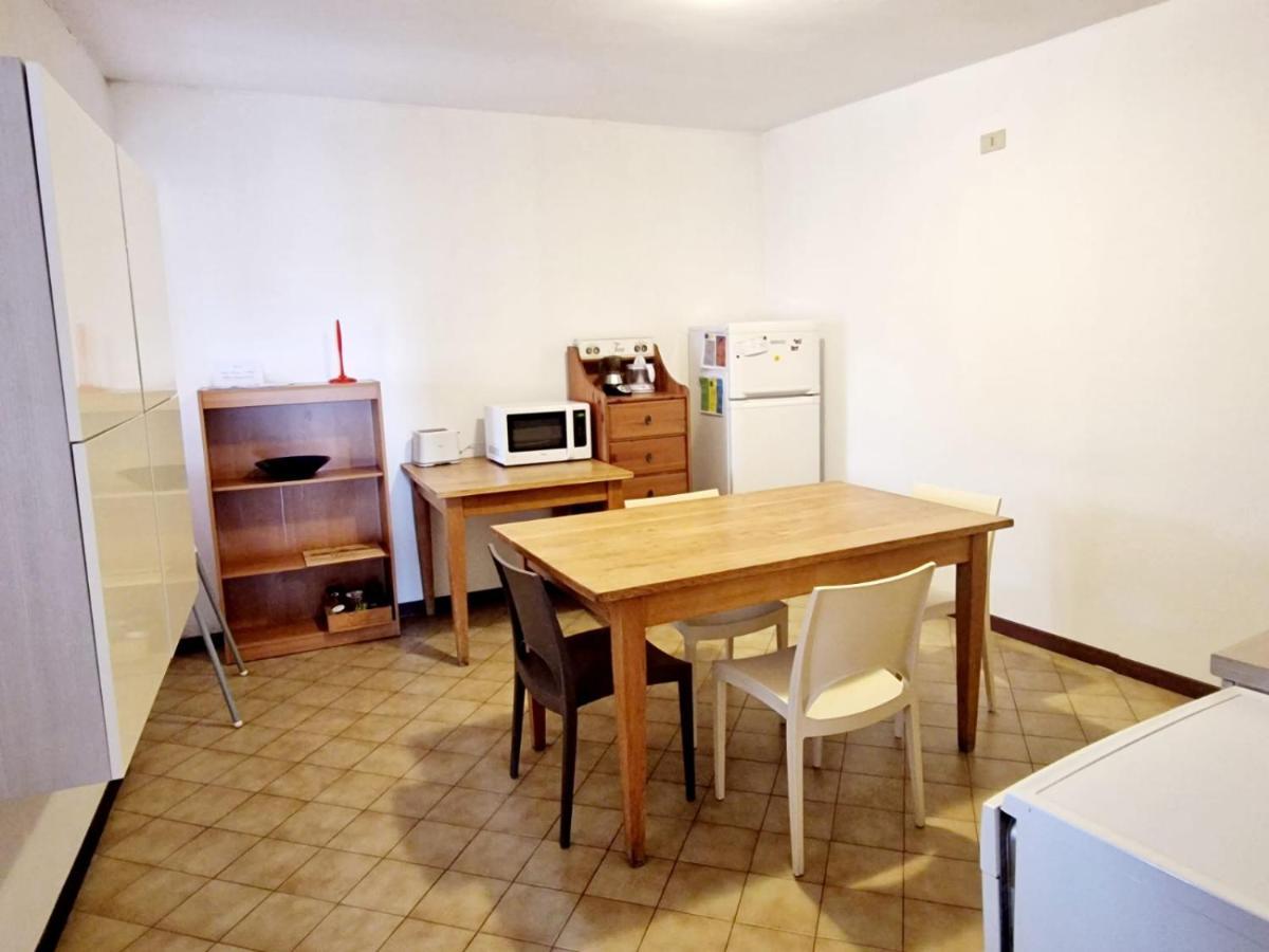 Borgo Volciano Garda Lake App.2 로에 외부 사진